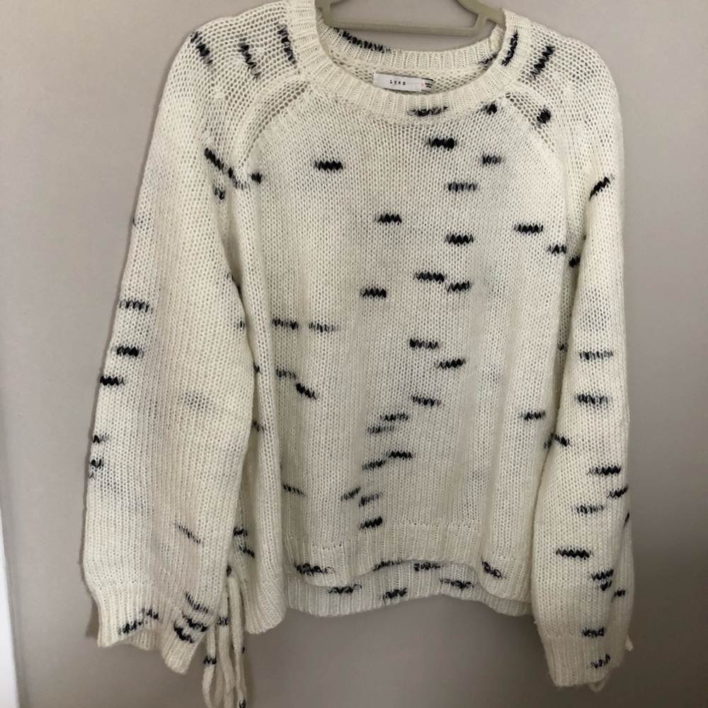 Lush brand Women’s sweater Sz L